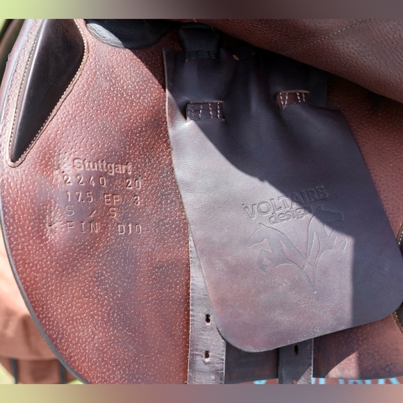 2020 17.5” Voltaire Stuttgart - 3 Flap - Full Buffalo - Picture 6 of 10